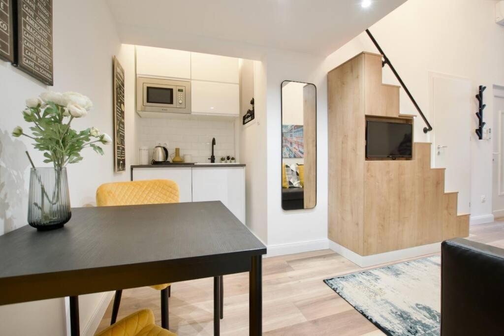 Premium Apartment By Hi5- Brody Street Budapest Exteriör bild